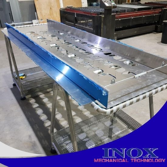 รับเหมาตัดแต่งชิ้นงานโลหะ รับผลิตงานโลหะ  รับตัดแผ่นโลหะด้วยเครื่องเลเซอร์ 